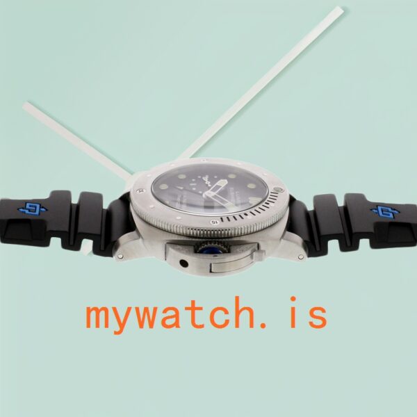 Panerai Luminor Submersible PAM00371 Men's 47mm Rubber Band - Image 4